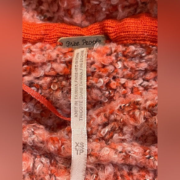 Free People BFF Sweater in Red Lotus Size XS Oversize - Picture 6 of 12